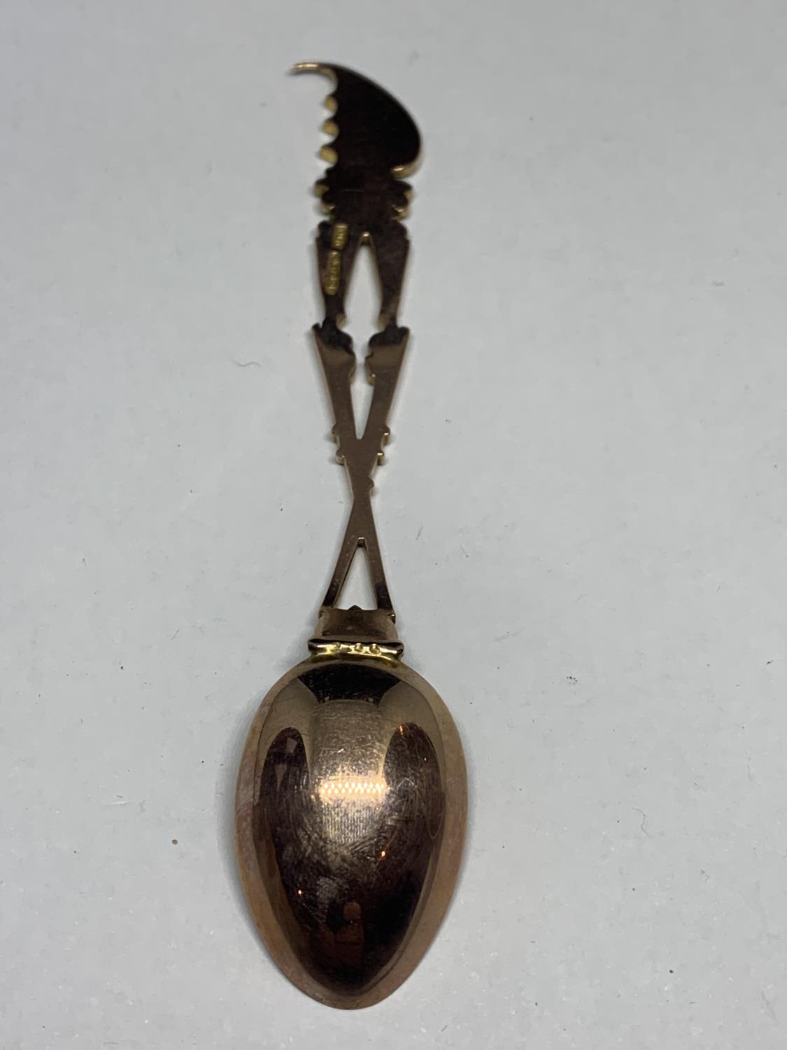 A 9 CARAT GOLD SHOOTING TROPHY IN THE FORM OF A TEASPOON GROSS WEIGHT 22.3g - Image 4 of 5