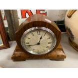 A BRAVINGTONS LTD MANTLE CLOCK