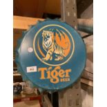 A RETRO METAL SIGN IN THE SHAPE OF A BEER BOTTLE TOP C:35CM - TIGER BEER