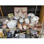 AN ASSORTMENT OF ITEMS TO INCLUDE TUREEN DISHES, DECORATIVE PLATES ETC