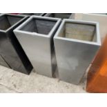 A PAIR OF SQUARE SILVER FIBRE GLASS PLANTERS (H:90CM)