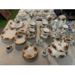 A LARGE COLLECTION OF ROYAL ALBERT 'OLD COUNTRY ROSES' AFTERNOON TEA AND TABLEWARES. TO INCLUDE