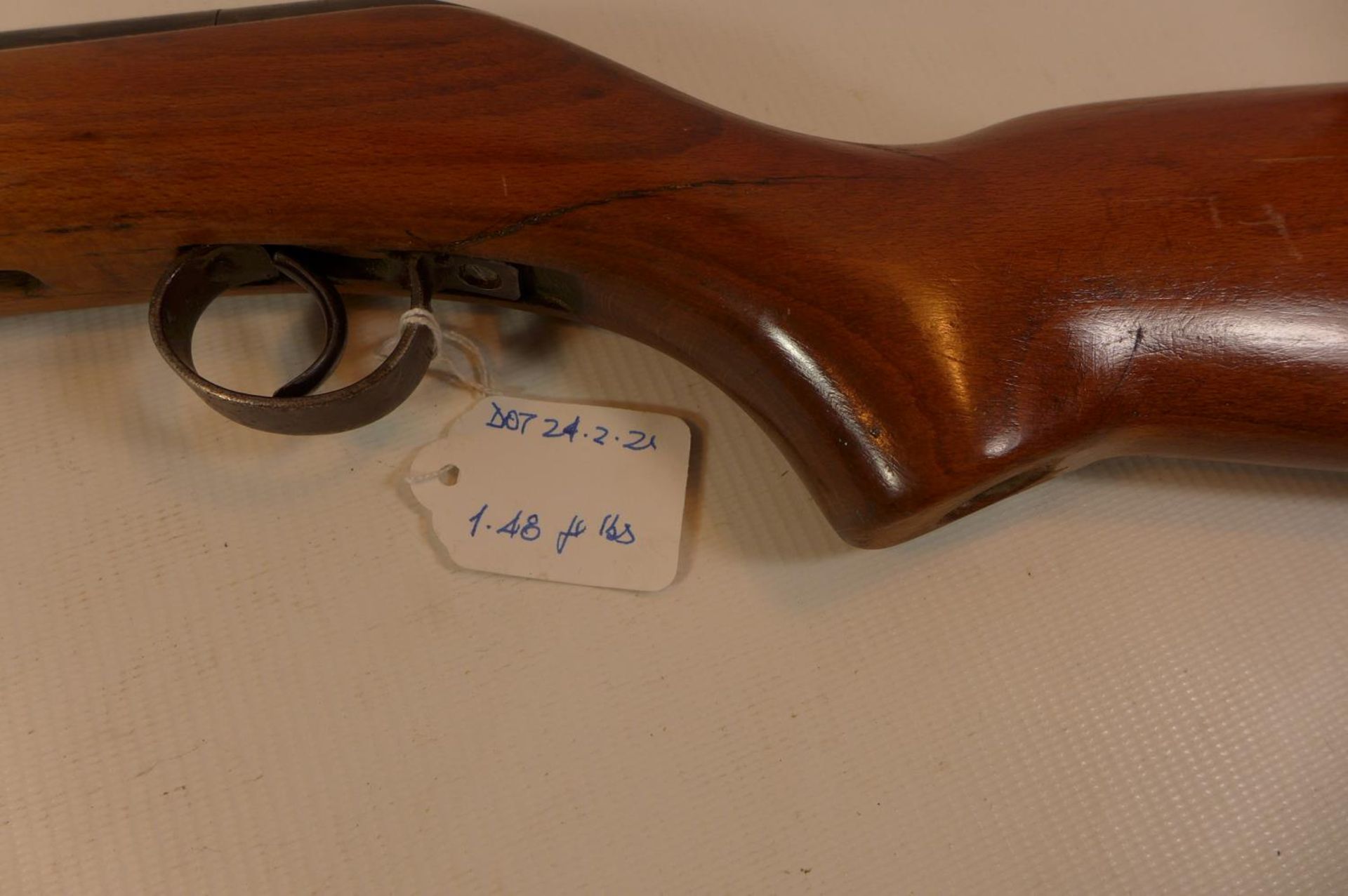 A 177 CALIBRE AIR RIFLE, WITH 38CM BARREL MARKED A65 - Image 2 of 5