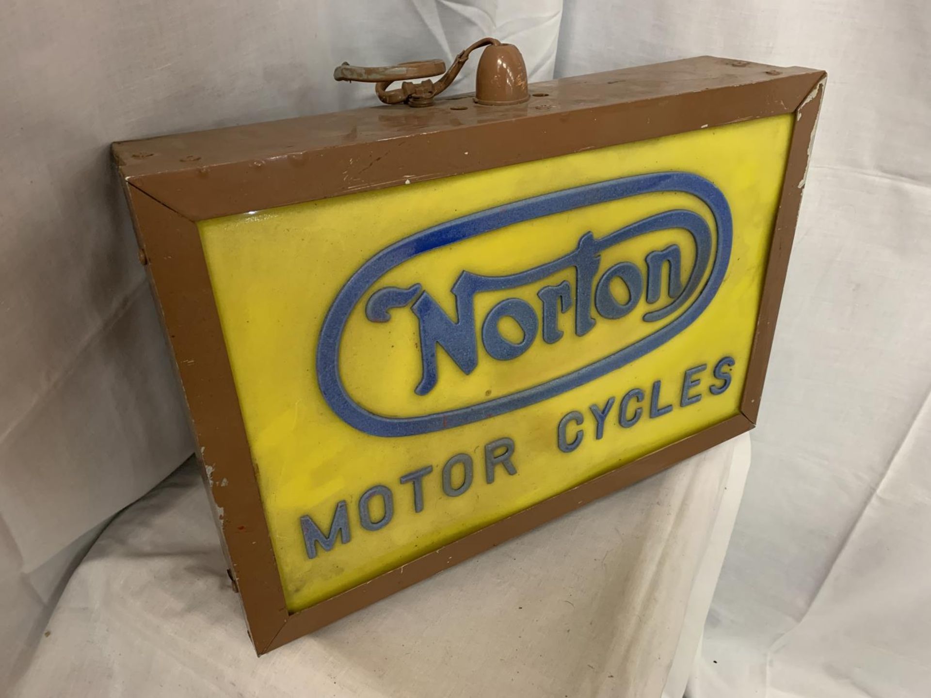 AN ILLUMINATED 'NORTON MOTOR CYCLES' SIGN - Image 2 of 4