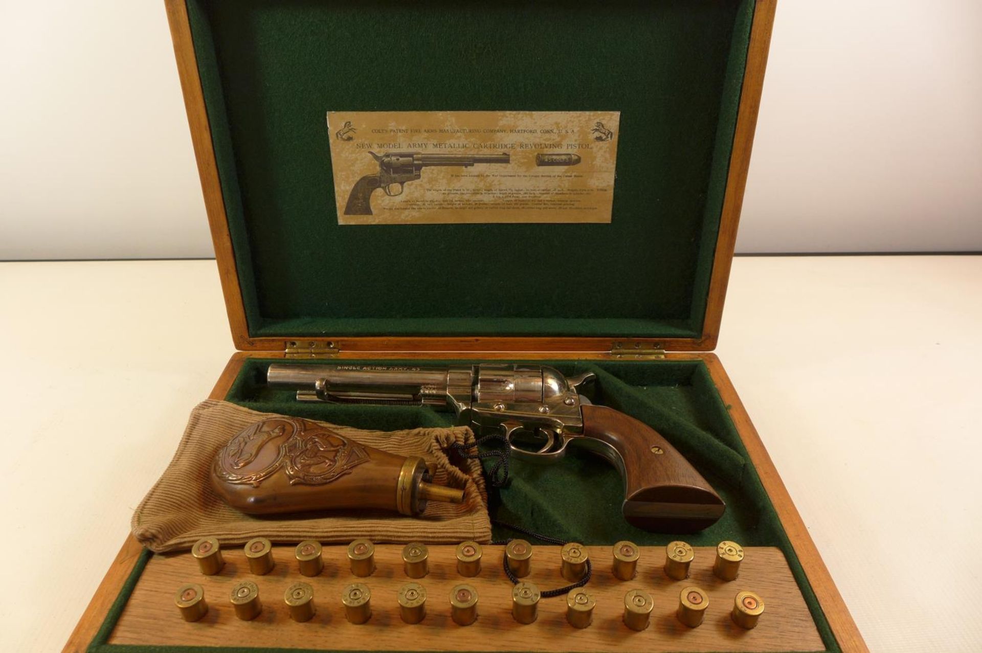 A CASED REPLICA, NON FIRING COLT ARMY 45 CALIBRE REVOLVER, 14CM BARREL - Image 2 of 5