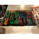 VARIOUS FARM RELATED COLLECTABLE TOYS TO INCLUDE MATCHBOX, FARMLAND AND COUNTRY LIFE SOME DIE CAST.