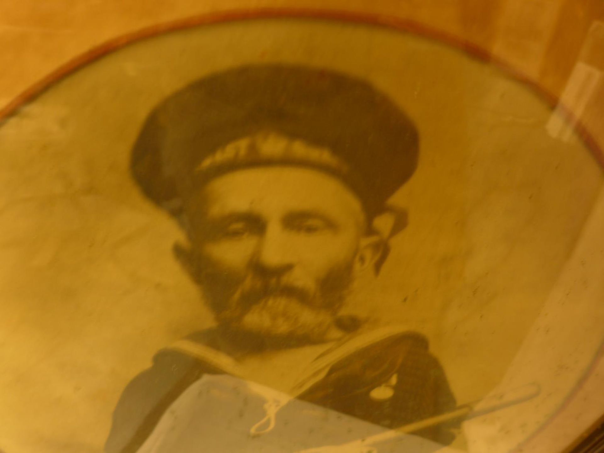 AN EARLY 20TH CENTURY FRAMED BLACK AND WHITE PHOTOGRAPH OF A SAILOR - Image 2 of 2