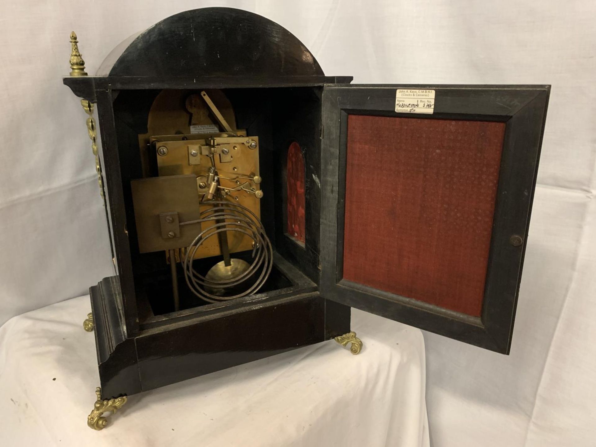 A VICTORIAN EBONISED BRACKET CLOCK WITH SILVERISED DIAL, GILDED DECORATION AND PIERCED SIDE - Image 6 of 7