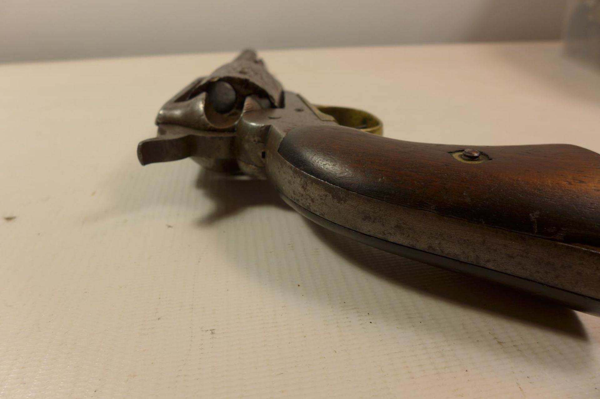 A REMINGTON 44 CALIBRE PERCUSSION CAP CONVERSION TO RIMFIRE NEW ARMY MODEL REVOLVER, MAKERS MARK TO. - Image 10 of 10