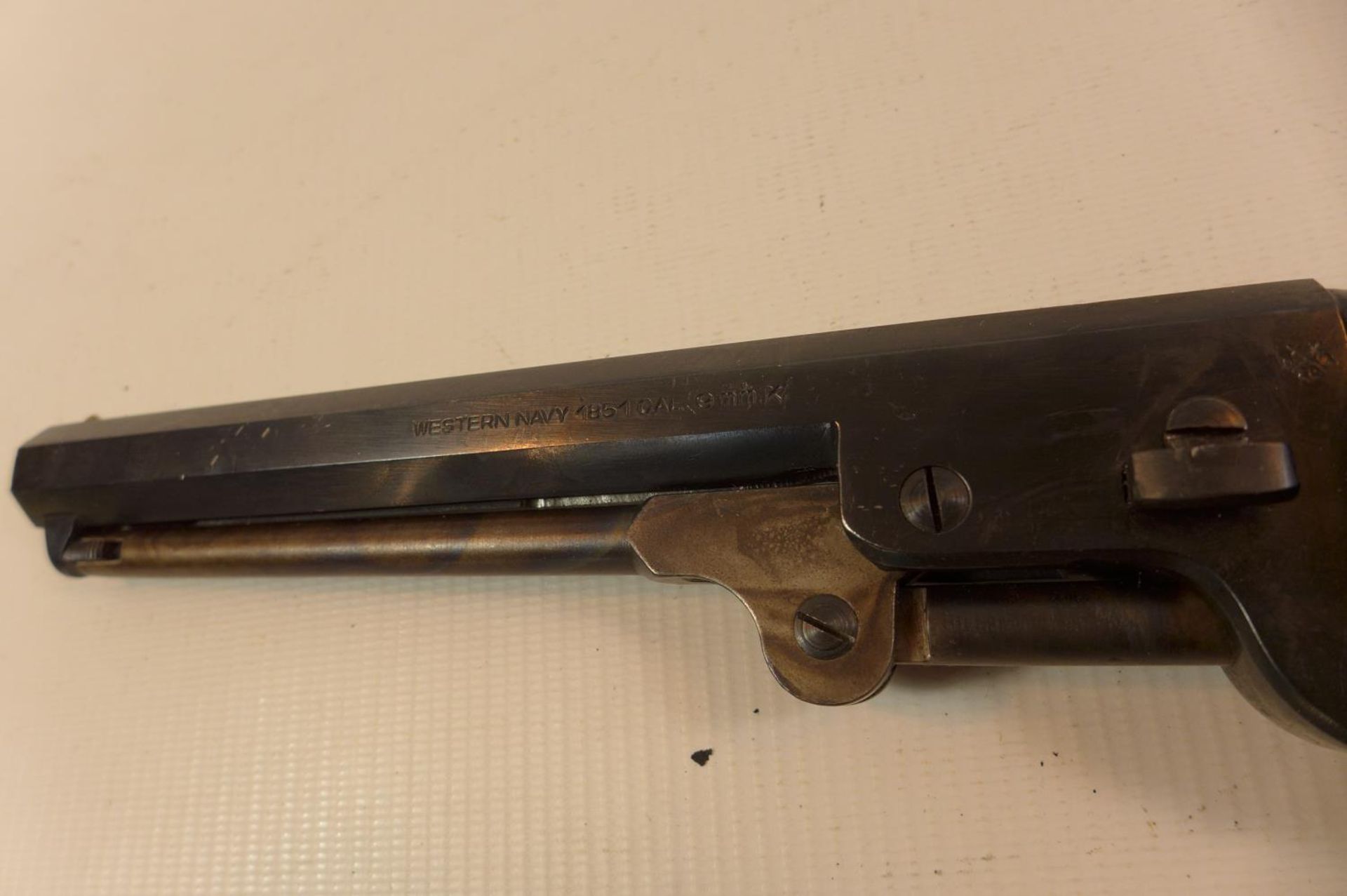 A DEACTIVATED PIETTA 9MM NAVY COLT REVOLVER 18.5CM BARREL TOGETHER WITH AN EU DEACTIVATION - Image 4 of 9