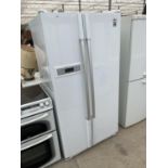 A WHITE LG AMERICAN STYLE FRIDGE FREEZR BELIEVED WORKING BUT NO WARRANTY