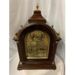 A CIRCA 1890 MAHOGANY BRACKET CLOCK BY MARTIN OF LONDON, HAVING EIGHT DAY MOVEMENT WITH STRIKING AND