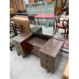 A MID 20TH CENTURY MAHOGANY DRESSING TABLE, 45" WIDE