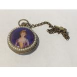 A DECORATIVE LADIES POCKET WATCH (GLASS FACE COVER LOOSE)