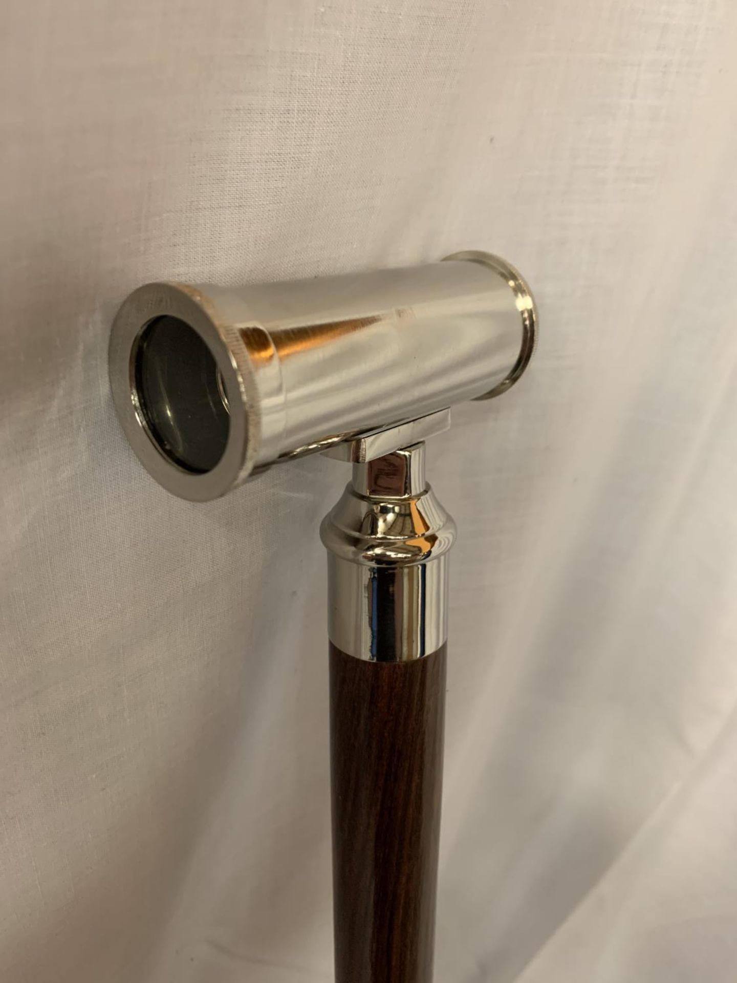 A WALKING STICK WITH A TELESCOPE HANDLE - Image 2 of 4