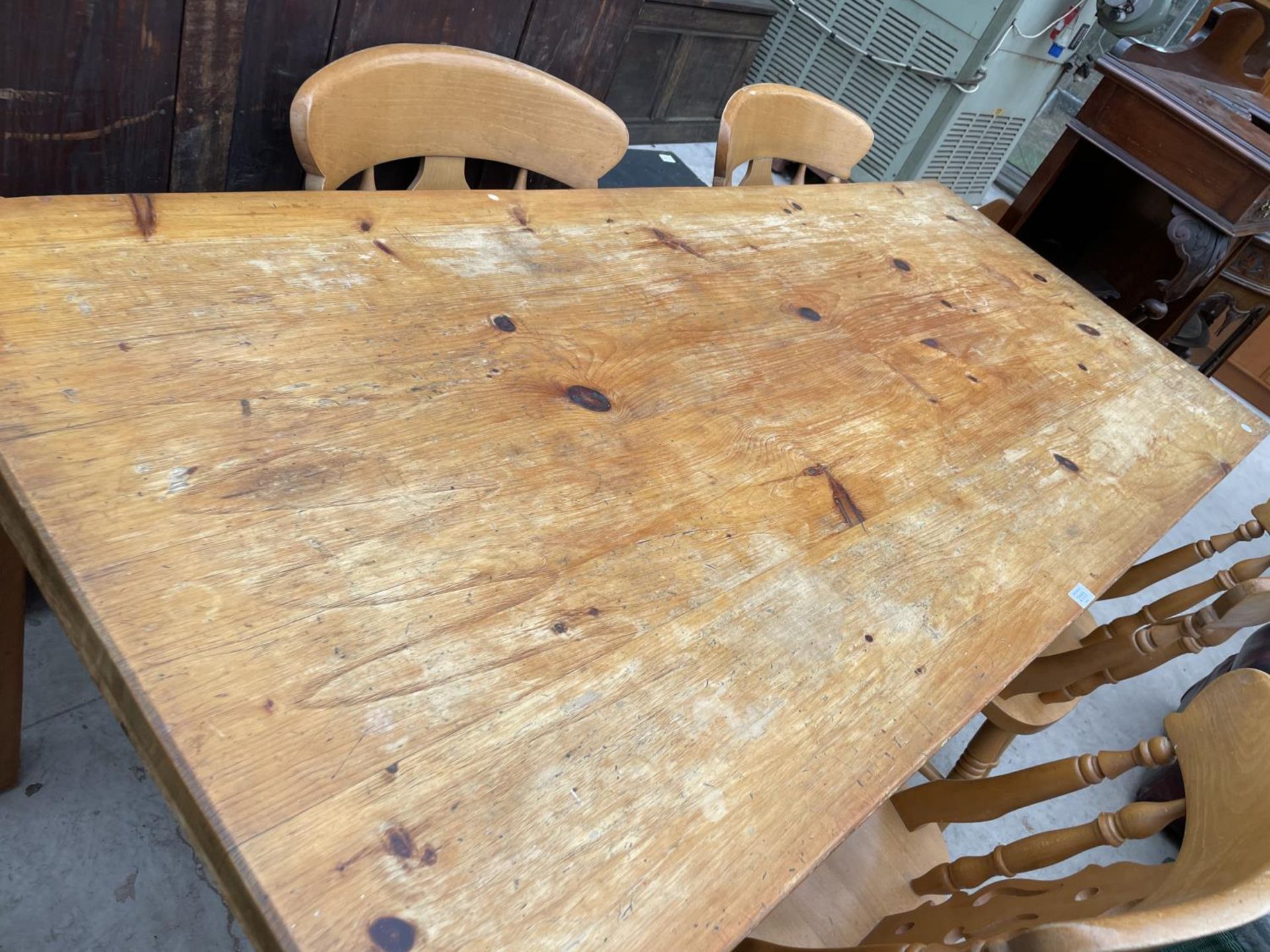 A VICTORIAN STYLE PINE FARMHOUSE KITCHEN TABLE, 74X32" AND FOUR CHAIRS - Image 2 of 5