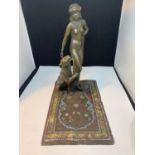 A COLD PAINTED BRONZE OF A NUDE LADY WITH HER LEOPARD A/F L: 16CM