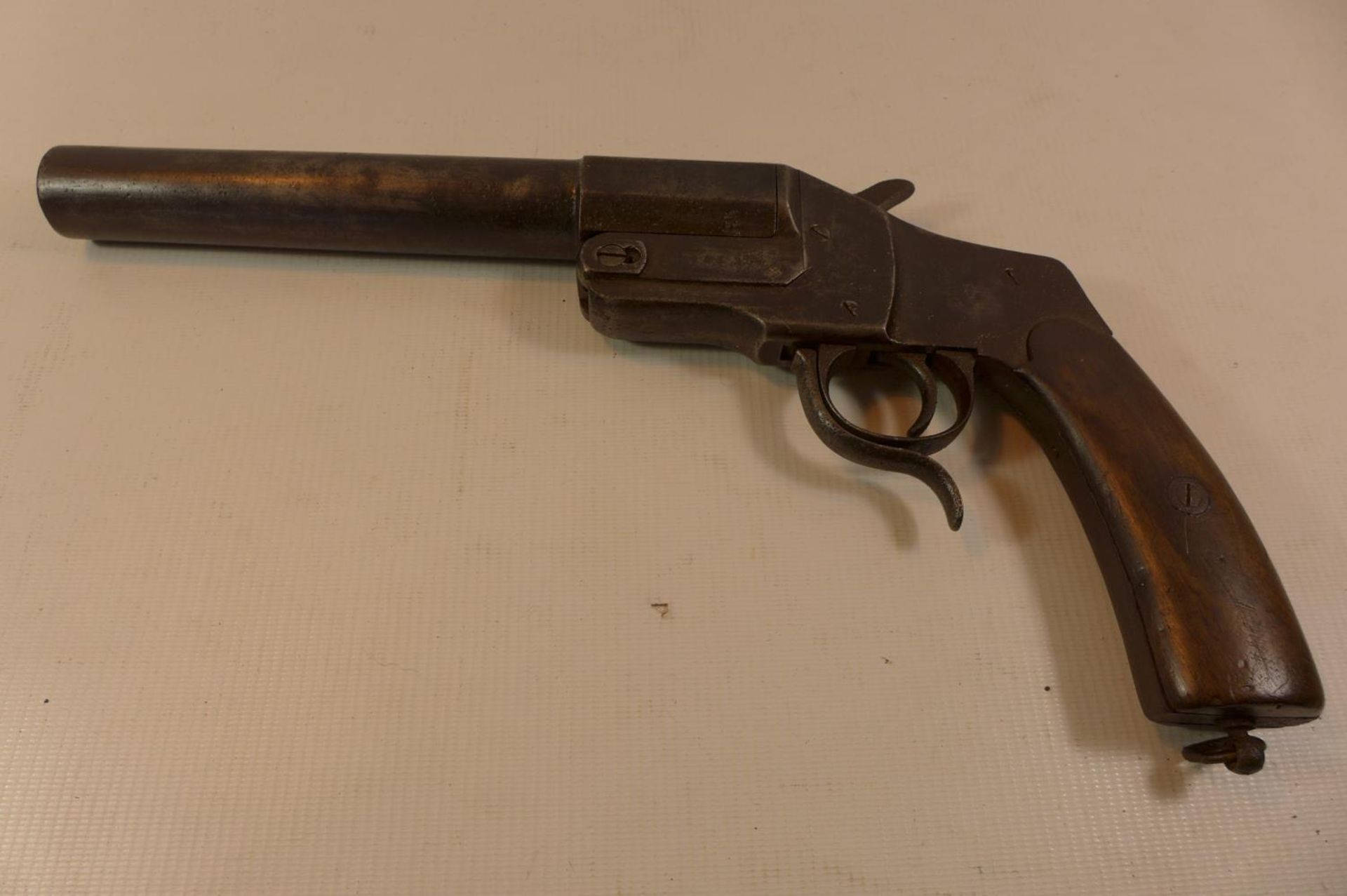 A DEACTIVATED WORLD WAR II NAZI GERMANY HEBEL 27M FLARE PISTOL, 9" BARREL - Image 3 of 5