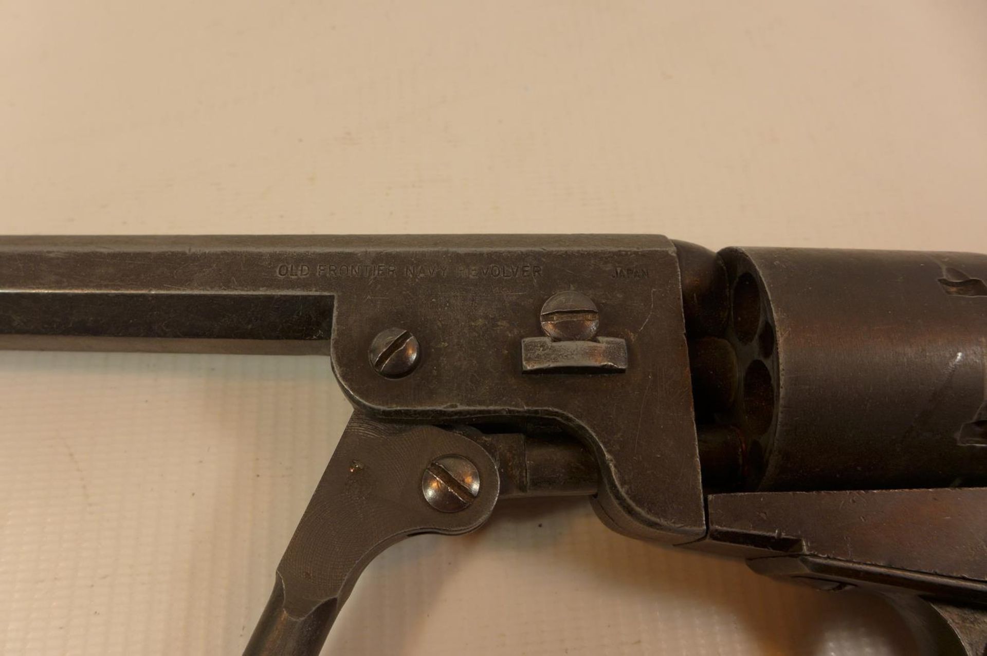 A REPLICA NON FIRING NAVY COLT REVOLVER WITH 19CM BARREL - Image 5 of 5