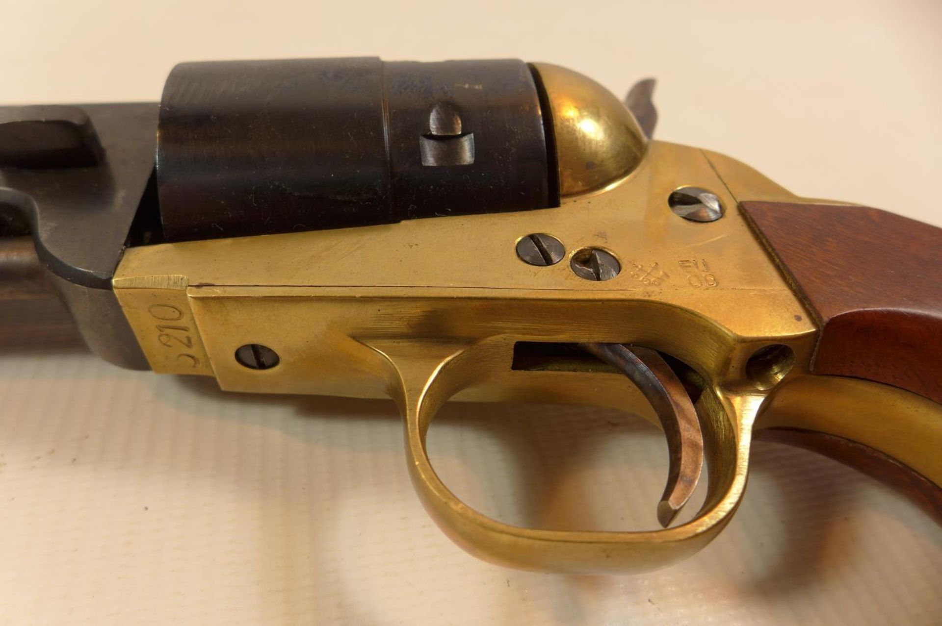 A DEACTIVATED PIETTA 9MM NAVY COLT REVOLVER 18.5CM BARREL TOGETHER WITH AN EU DEACTIVATION - Image 3 of 9