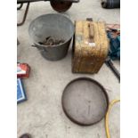 AN ASSORTMENT OF VINTAGE ITEMS TO INCLUDE A FUEL CAN, RIVER PAN AND A GALVANISED BUCKET ETC