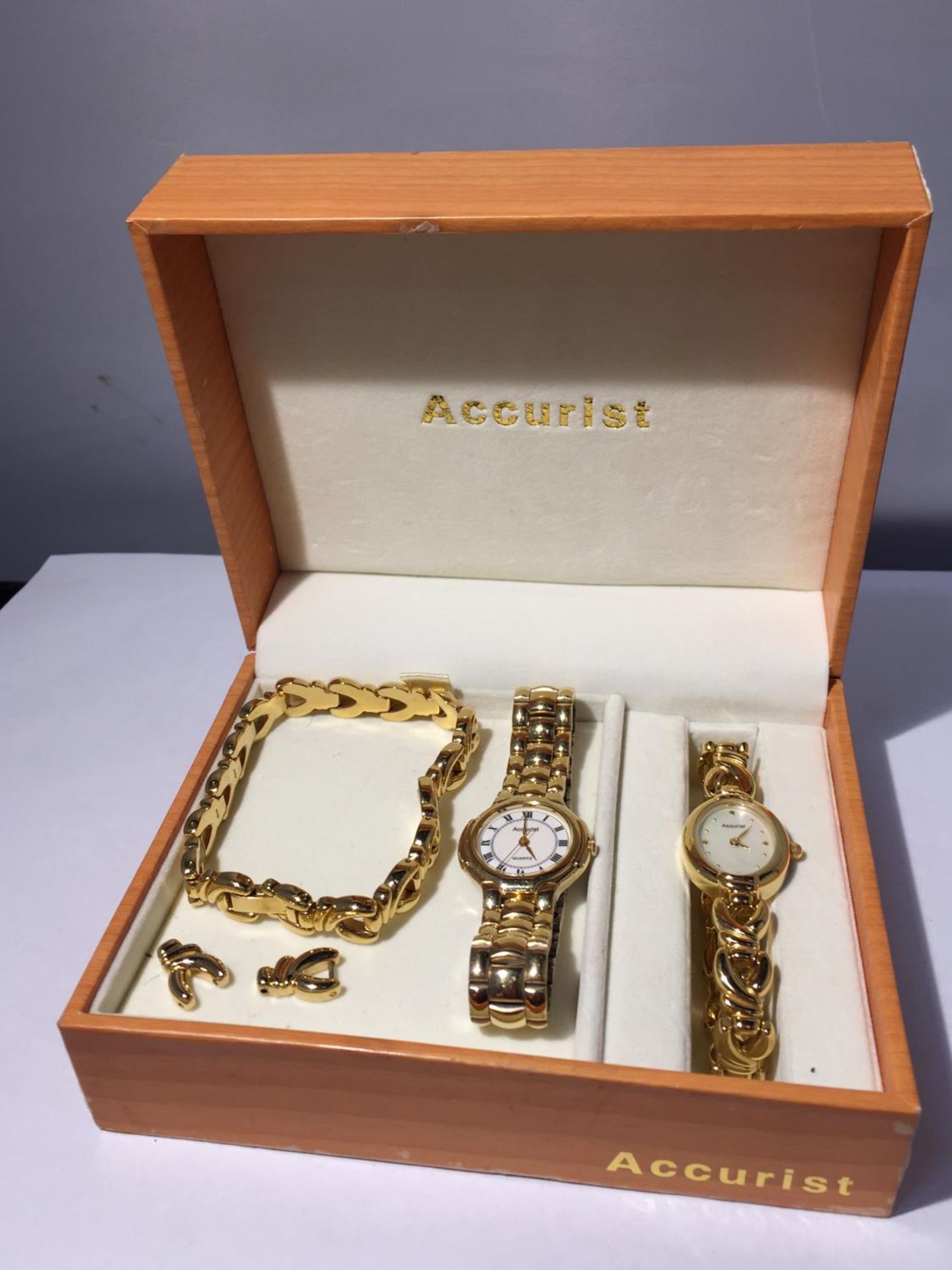 TWO LADIES ACCURIST WRISTWATCHES AND A BRACELET IN A WOODEN PRESENTATION BOX - Image 2 of 2