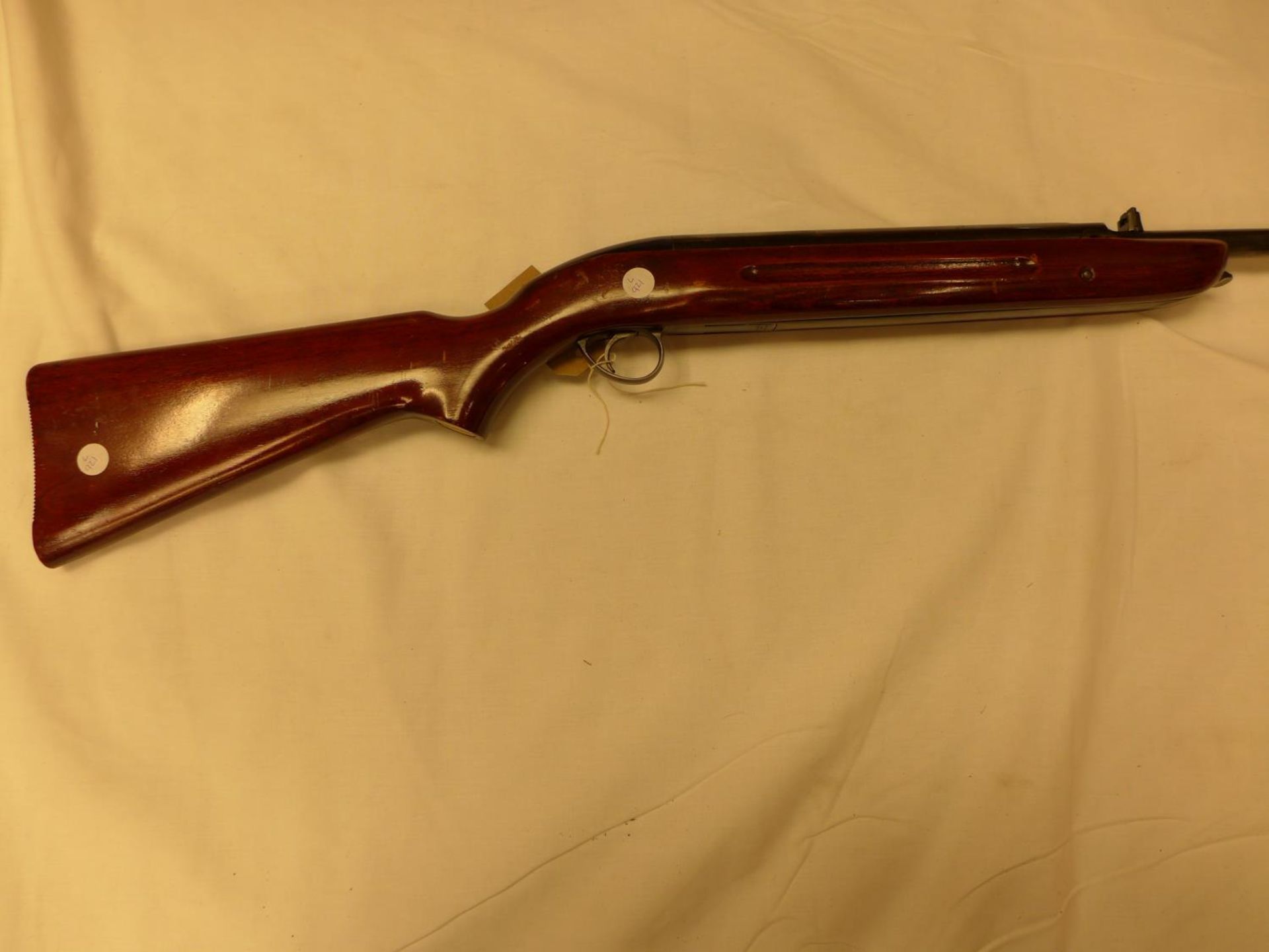 A B.S.A. 'AIRSPORTER' .22 CALBIRE UNDERLEVER AIR RIFLE, 47CM BARREL, WOODEN STOCK - Image 2 of 6
