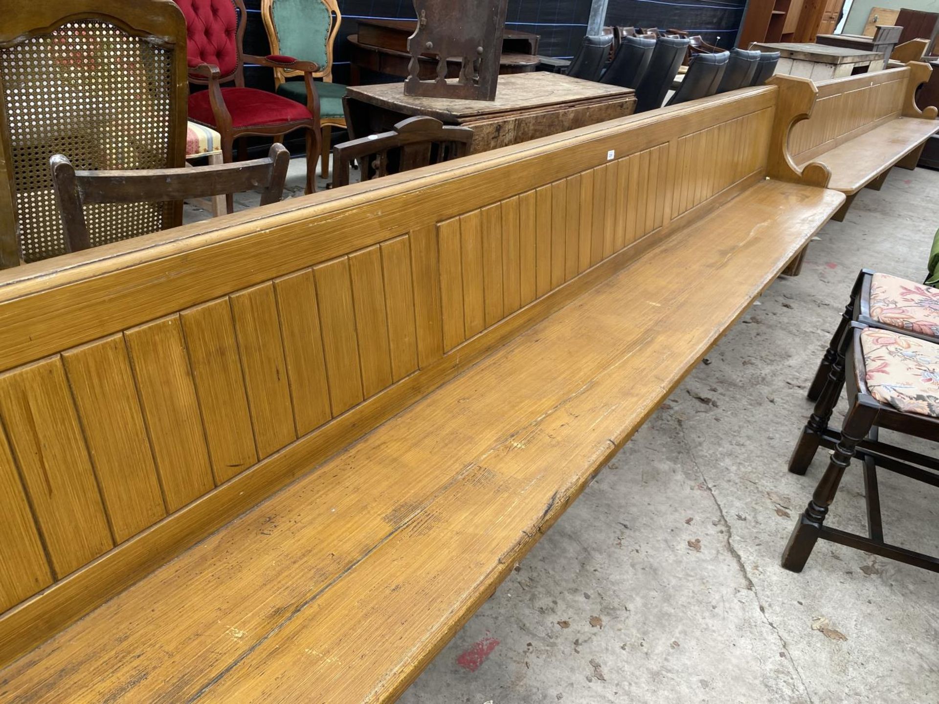 A VICTORIAN PINE OAK GRAINED PEW, 156" WIDE - Image 2 of 2