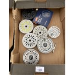 A RIMFLY KINGSIZE FLY FISHING REEL AND SPARE SPOOL, 5 UNKNOWN SPARE SPOOLS AND AN LC SPOOL