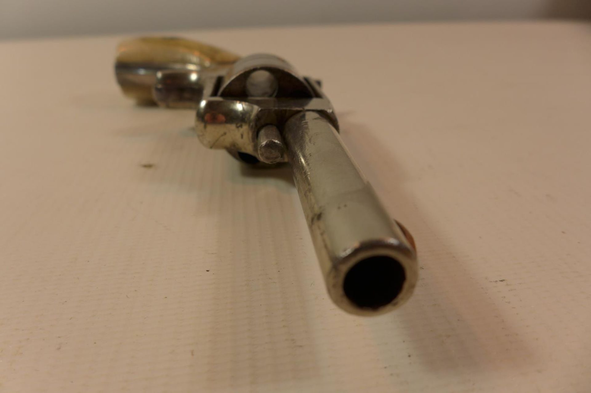 A 32 RIMFIRE HOPKINS & ALLEN "DICTATOR" SIX SHOT REVOLVER WITH 7.5CM BARREL - Image 5 of 7