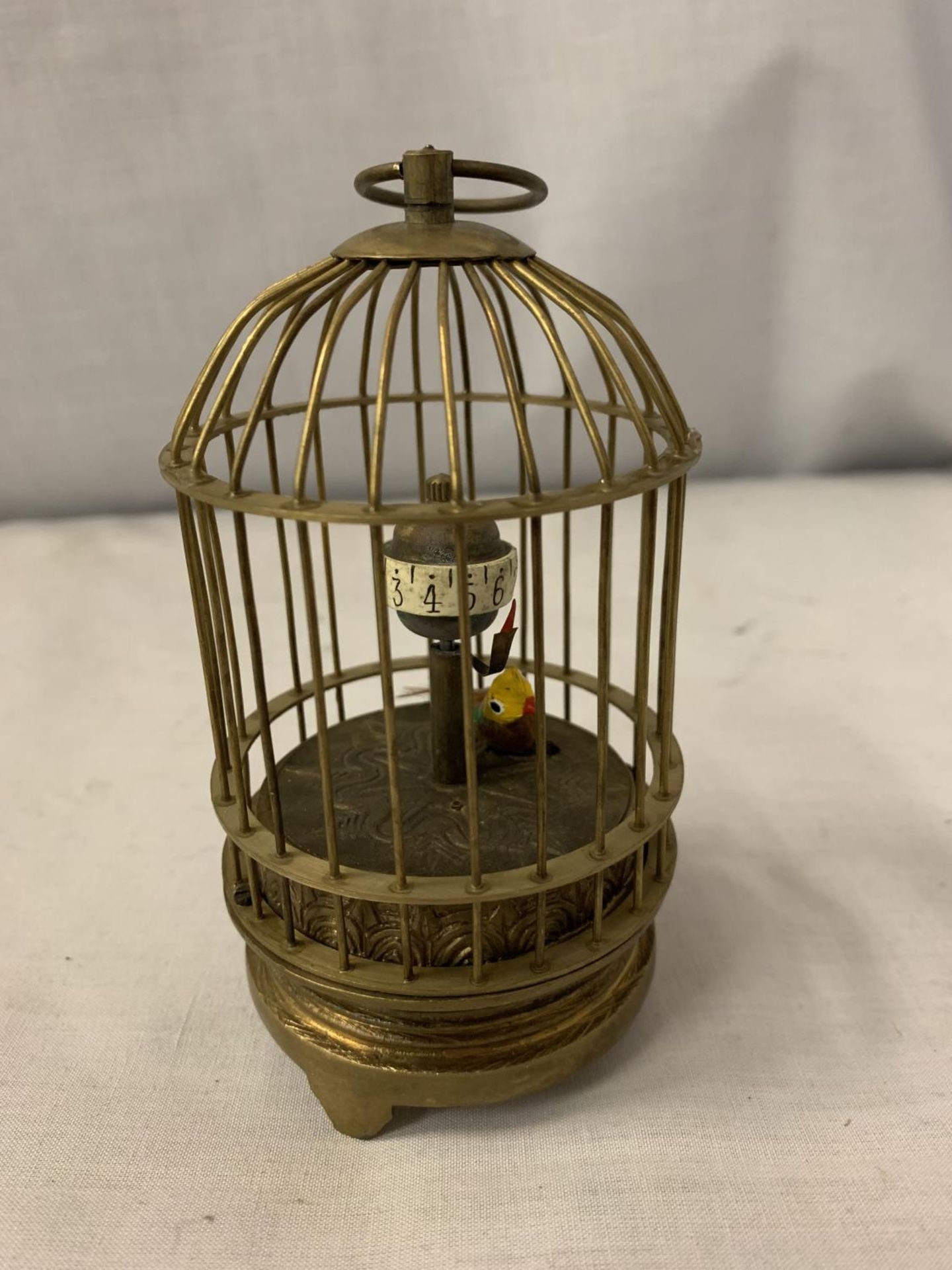 A BIRD CAGE MYSTERY CLOCK - Image 3 of 3