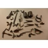 A COLLECTION OF PERCUSSION ITEMS TO INCLUDE 2 REVOLVERS, HAMMERS, SPRINGS, RAMMER ETC