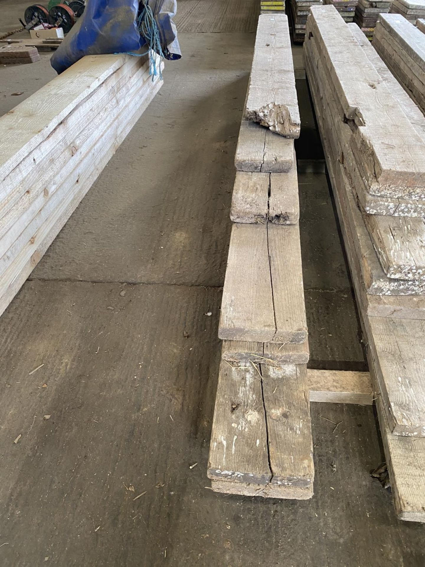 SCAFFOLD PLANKS LONGEST 11'10" SHORTEST 7'5" TO BE SOLD PER PLANK WITH THE OPTION ON THE FOLLOWING - Image 2 of 3