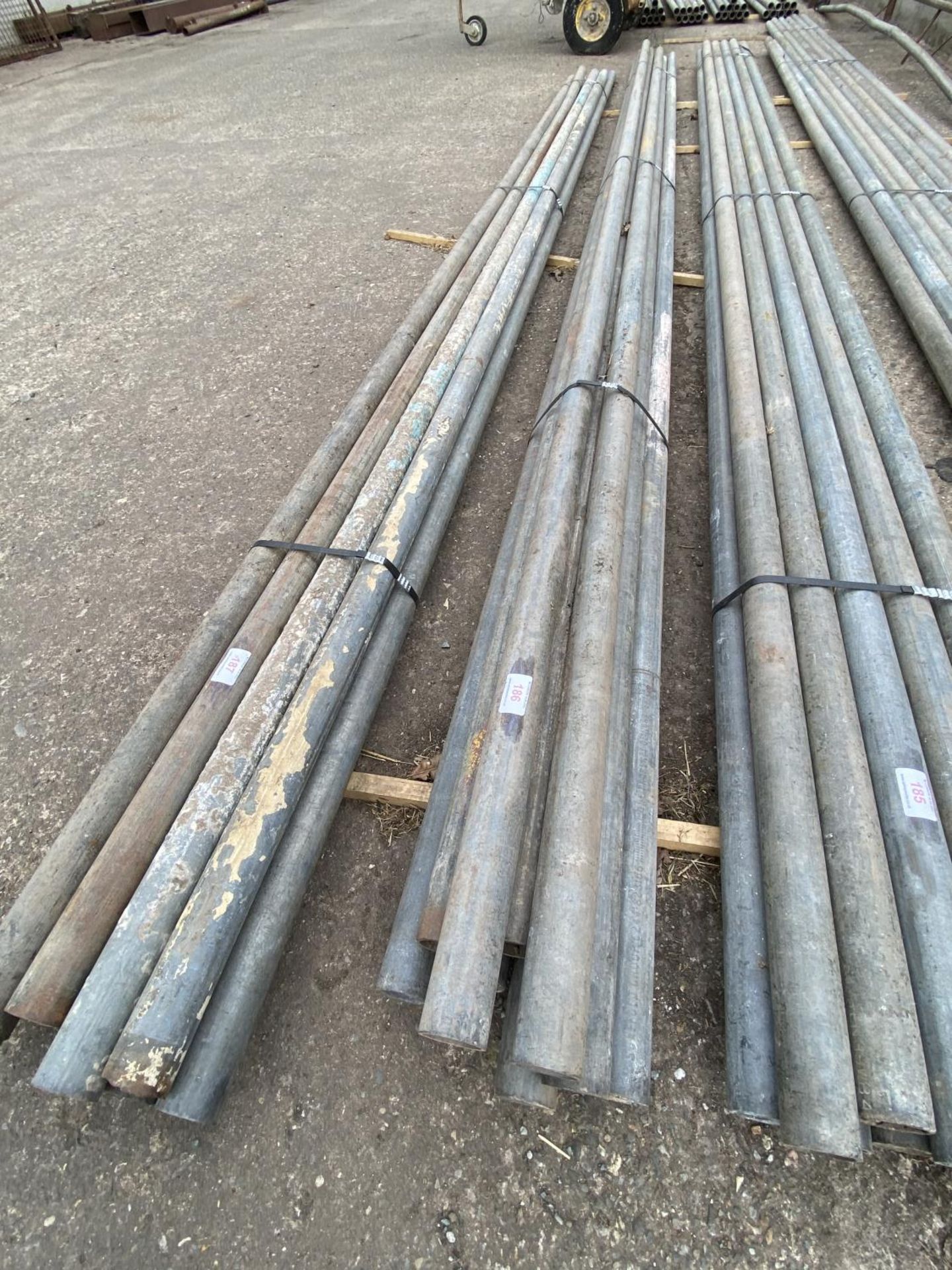 10 SCAFFOLD PIPES 16' LONG