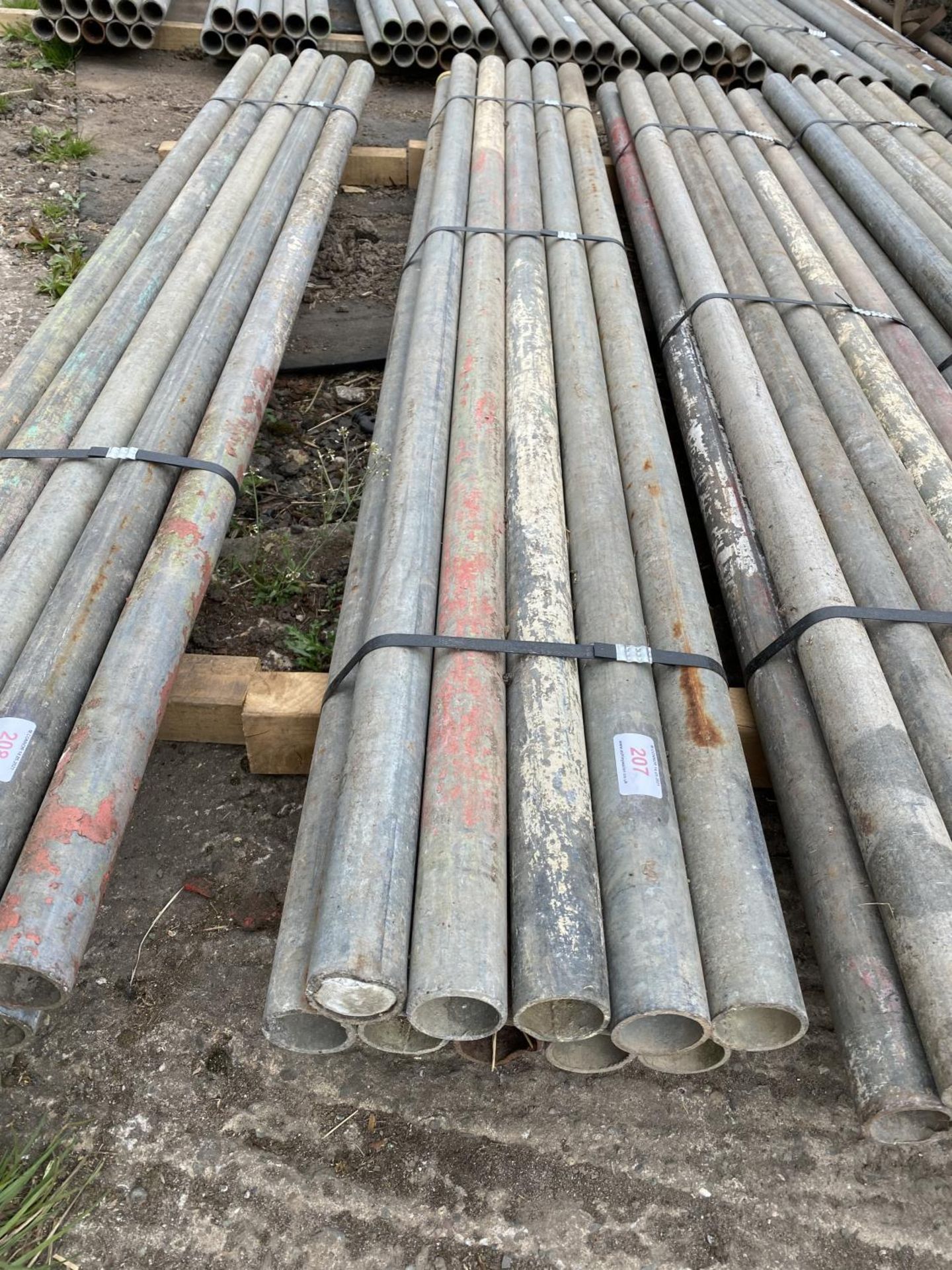 SCAFFOLD PIPES 6' LONG TO BE SOLD PER PIPE WITH THE OPTION ON THE FOLLOWING PIPES