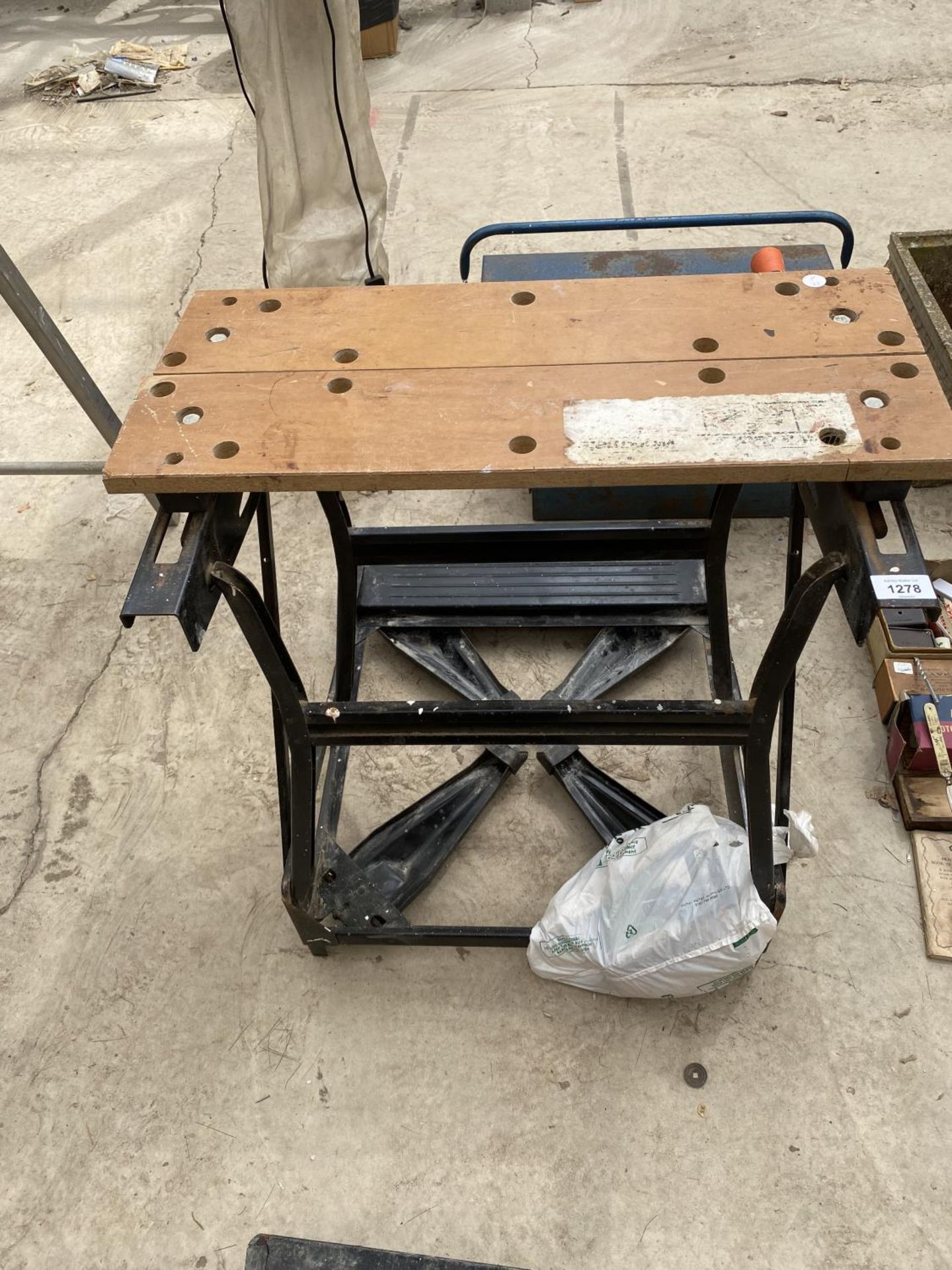 A BLACK AND DECKER WORKMATE AND A FOLDING SACK TRUCK - Image 3 of 3