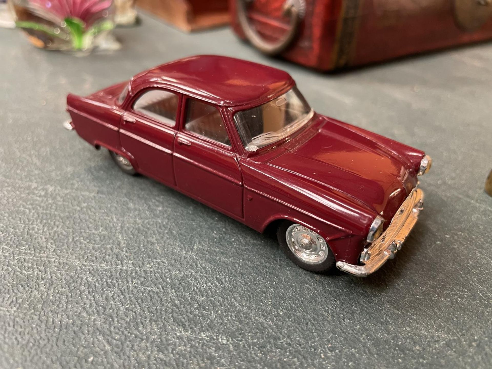 A CORGI DIE CAST 'FORD ZEPHYR MK2'