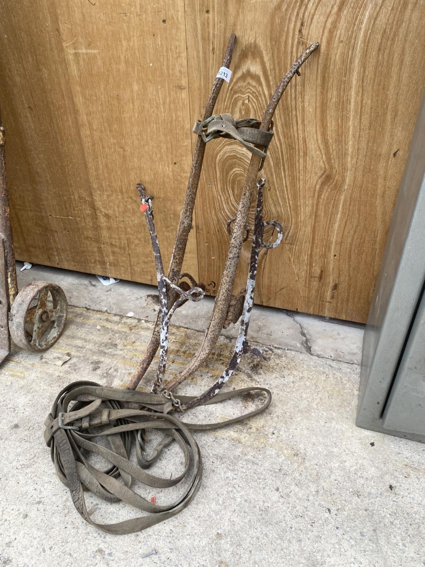 AN ASSORTMENT OF VINTAGE HORSE TACK