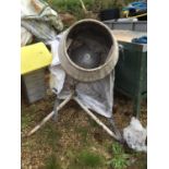 AN ELECTRIC CEMENT MIXER NB:THESE ITEMS ARE TO BE COLLECTED FROM HEATHER BANK FARM, CONGLETON,