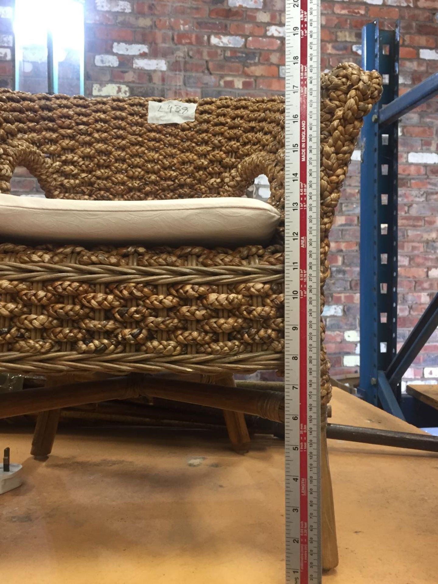 A CHILDS CURVED BACK WOVEN CHAIR - Image 3 of 3