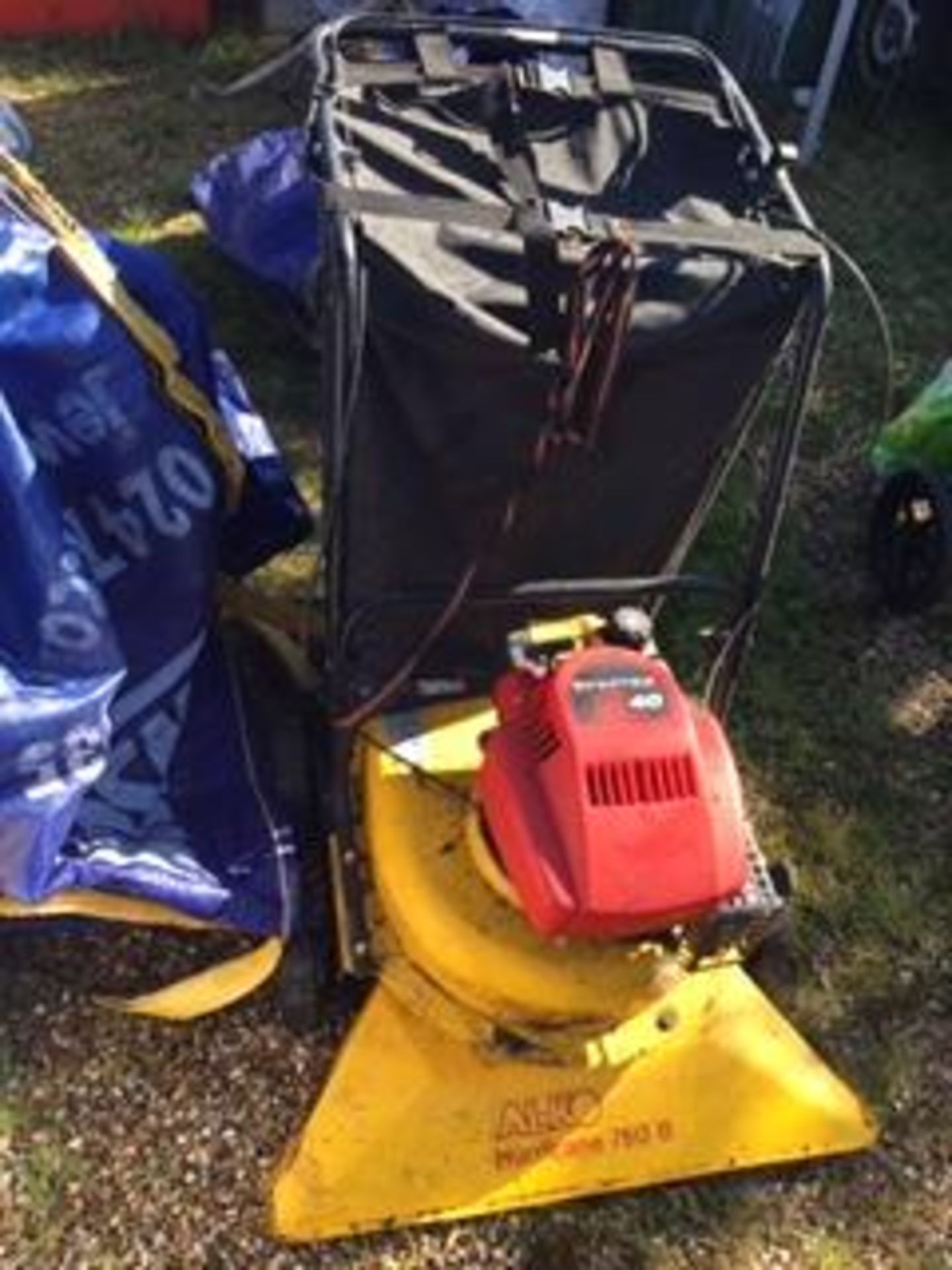 A AL-KO HURRICANE 750B LEAF COLLECTOR NB:THESE ITEMS ARE TO BE COLLECTED FROM HEATHER BANK FARM,