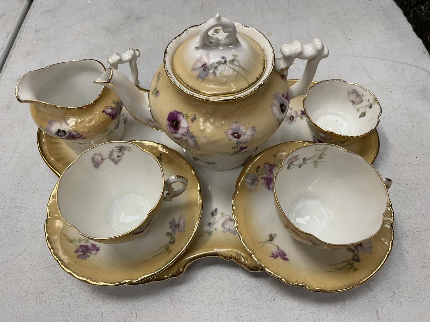 TEA FOR TWO, FLORAL WITH GOLD RIM DETAILING TEA SET COMPRISING TRAY, TEAPOT, TWO CUPS & SAUCERS,