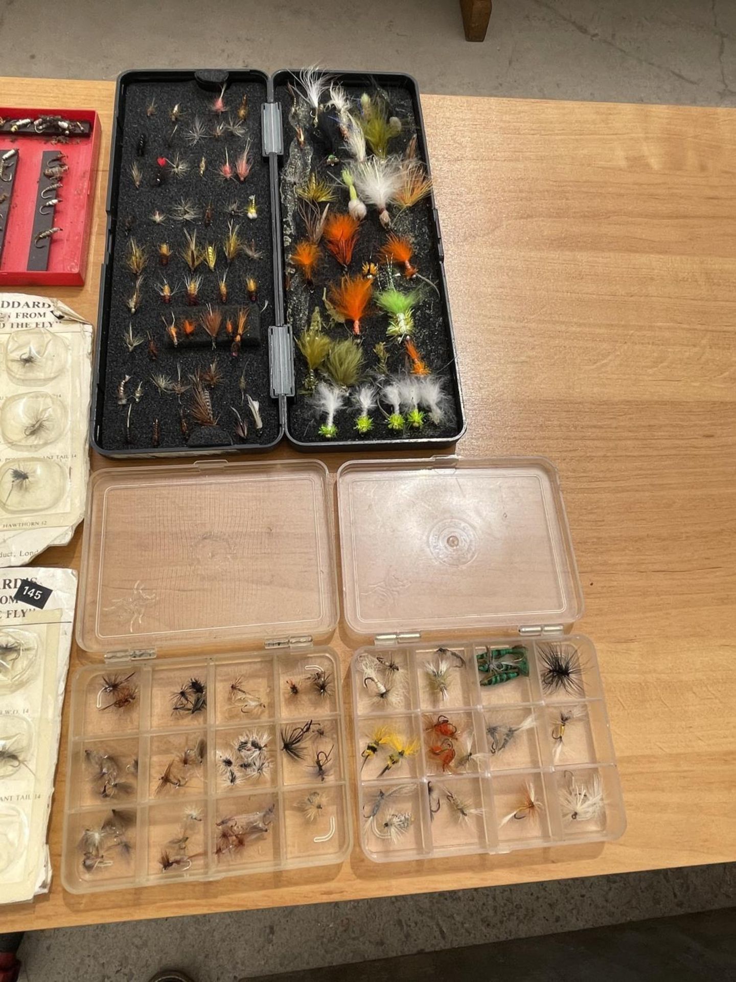 AN ASSORTMENT OF 11 BOXES OF FISHING FLIES - Image 4 of 4
