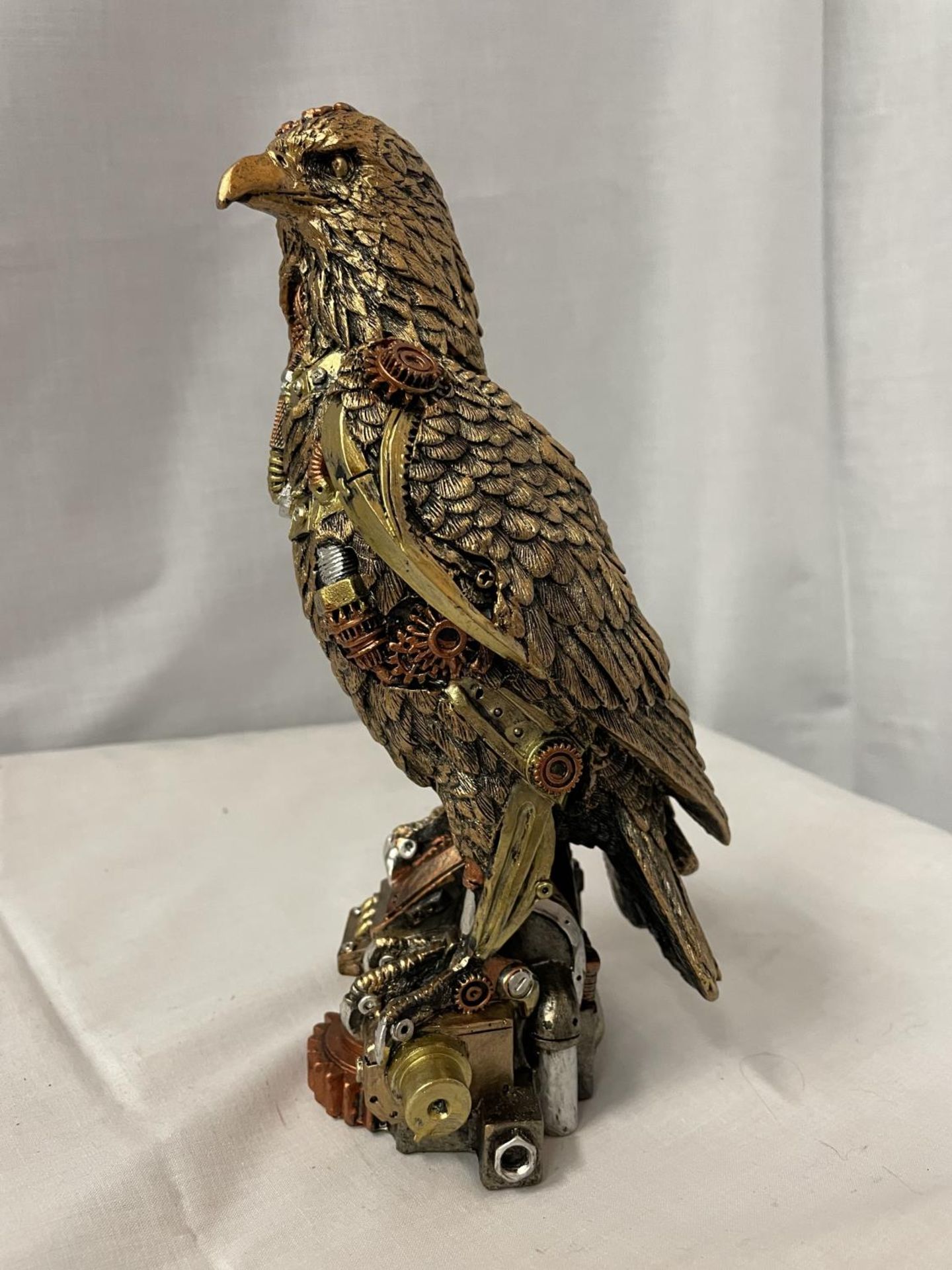 A STEAMPUNK STYLE EAGLE - Image 2 of 3
