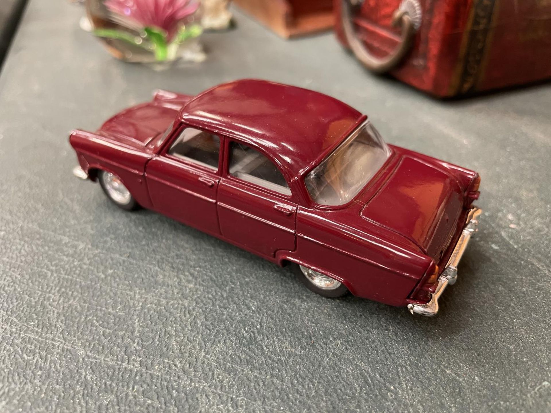 A CORGI DIE CAST 'FORD ZEPHYR MK2' - Image 2 of 3