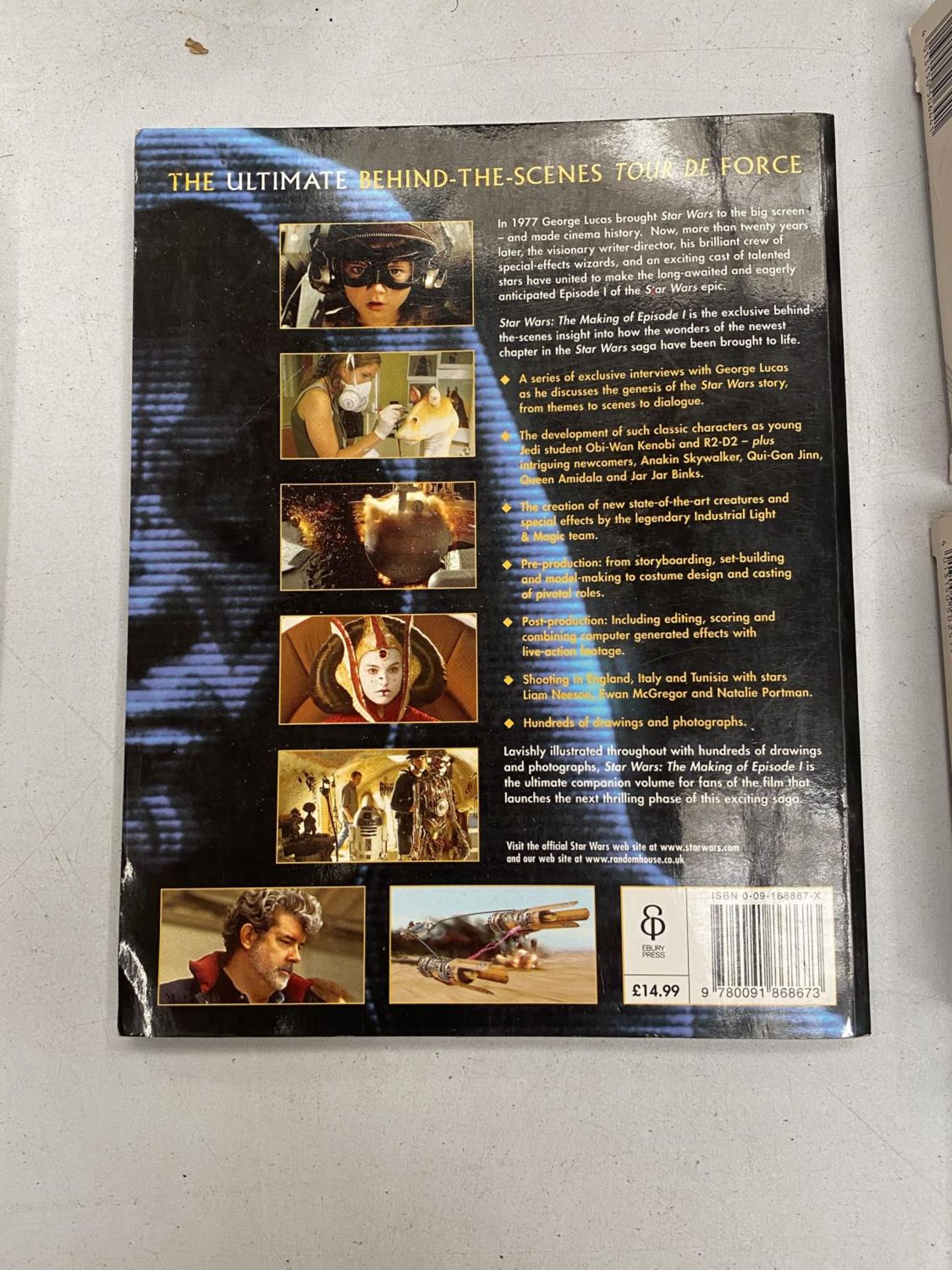 A STAR WARS BOOK 'THE MAKING OF THE PHANTOM MENACE' - Image 4 of 4