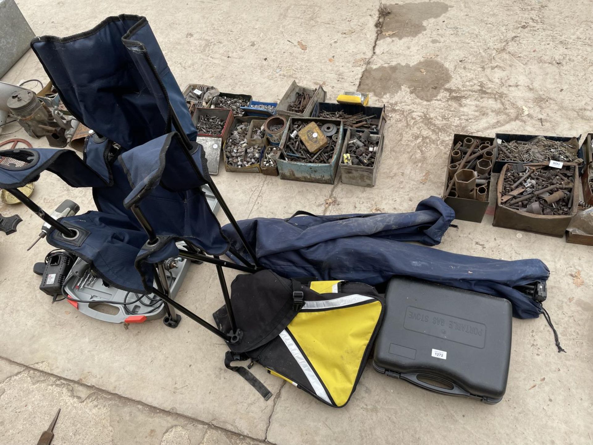 AN ASSORTMET OF CAMPING ITEMS TO INCLUDE A GAS STOVE AND TWO CHAIRS ETC