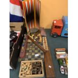 VARIOUS VINTAGE GAMES TO INCLUDE DRAUGHTS, BACKGAMMON, DOMINO SCORERS ETC