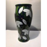 A HAND PAINTED ANITA HARRIS SNOWDROP VASE