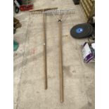 A NEW CASTEX 18M TOOTH ALLOY RAKE AND A 16 TOOTH WOODEN RAKE BOTH WITH 170CM HANDLES